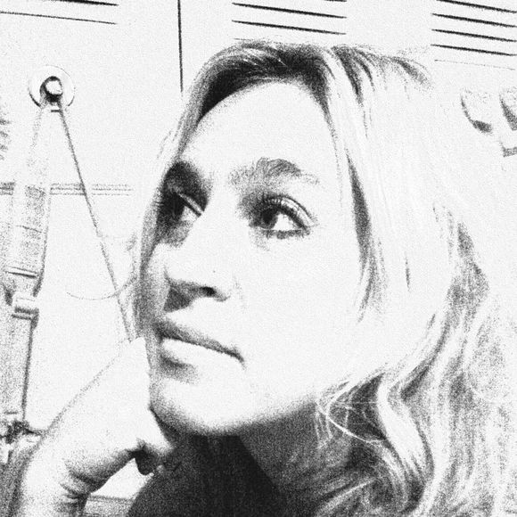 Meet your Posher, Leighann - Picture 1 of 1